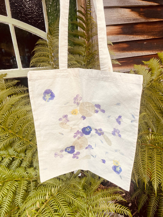 Potato leaf, Viola, Geranium, Fire Weed and Swan River Daisy Tote Bag
